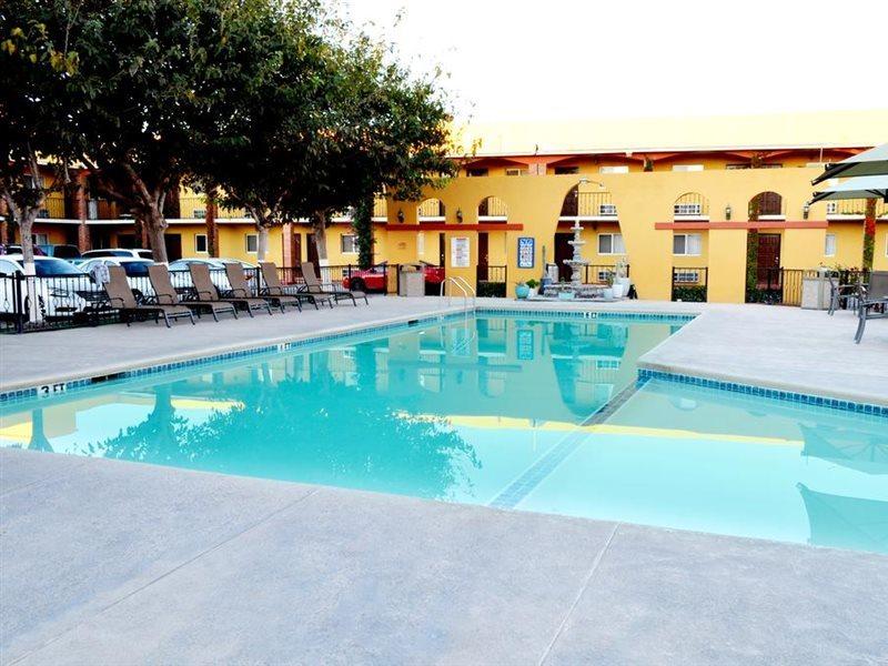 Hotel Villa Del Sol سيوداد خواريز المظهر الخارجي الصورة